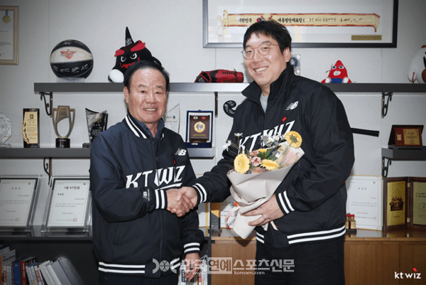 KT가 김현수 영입에 성공했다. 3년 총액 50억(계약금 30억 원, 연봉 20억 원) 규모다. / 출처 - KT 위즈 공식 보도자료